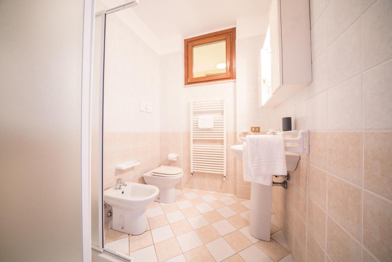 Gardappartamenti Cascinale Pool Desenzano del Garda Extérieur photo